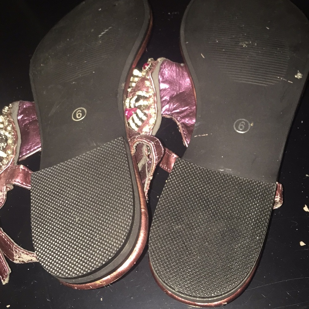 Sandals - Picture 4 of 4